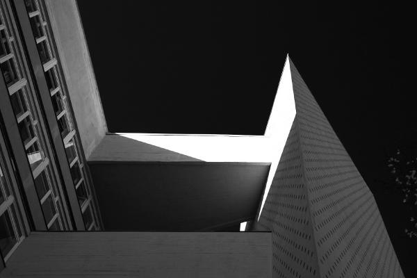 Oscar Niemeyer House Berlin